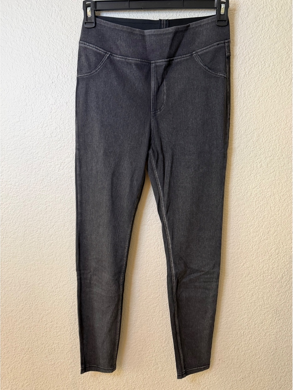 Halara Medium Full Length Black Skinny Denim